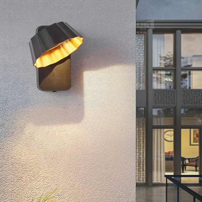 إضاءة خارجية مقاومة للماء بتصم - مراجعة Outdoor Lighting Waterproof وسعره